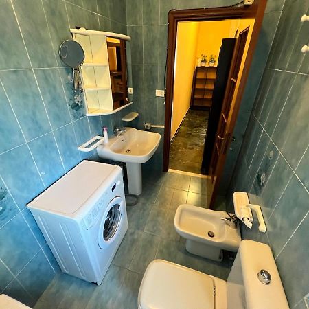 Bilocale Pf Apartman Loano Kültér fotó