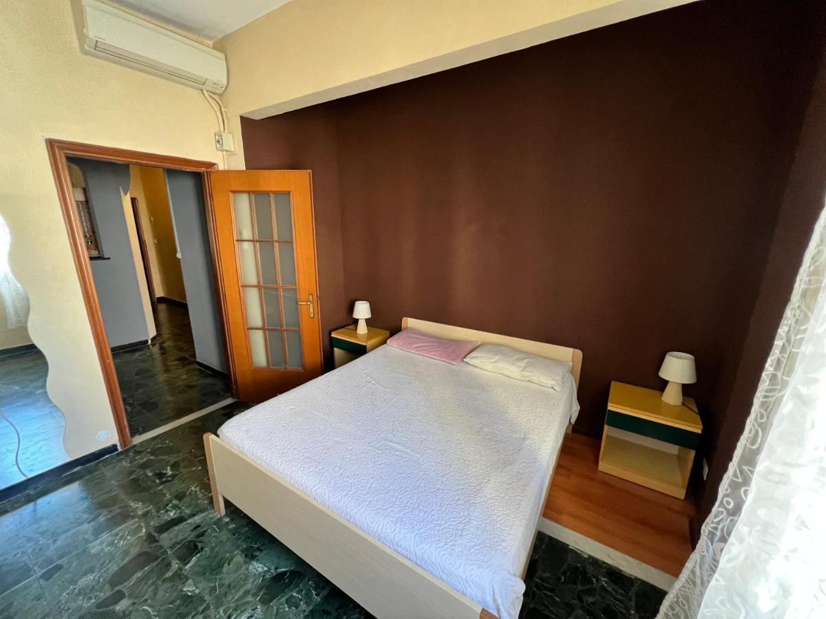Bilocale Pf Apartman Loano Kültér fotó