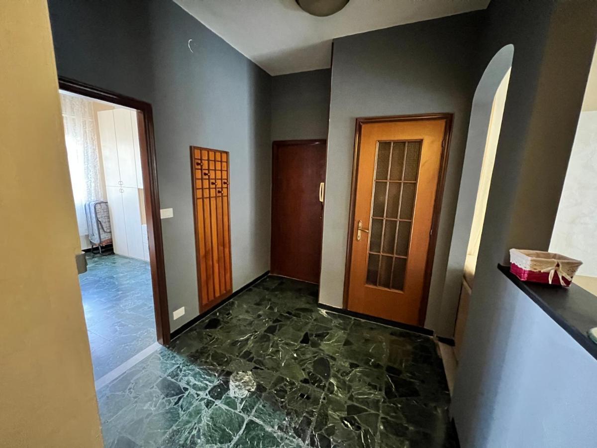Bilocale Pf Apartman Loano Kültér fotó